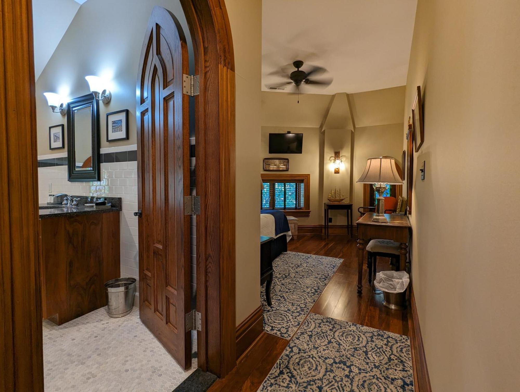 Clifton Heights Gothic Heights Inn מראה חיצוני תמונה